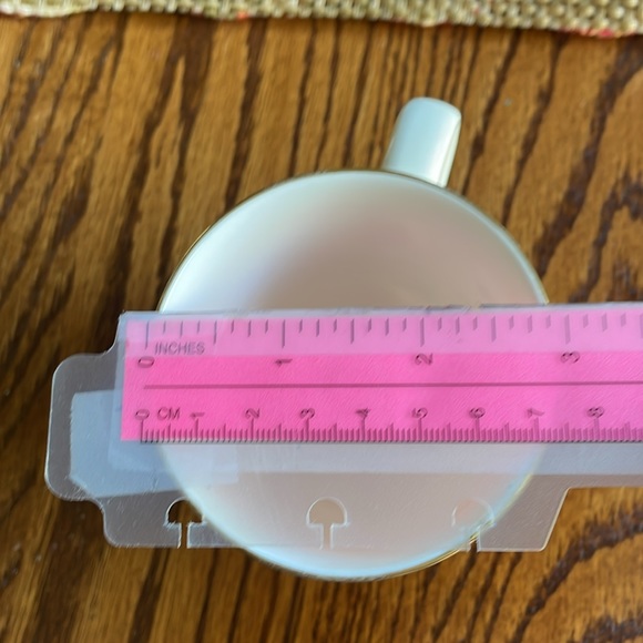 Wedgwood Wild Strawberry Mug with Gold Rim - Picture 4 of 7